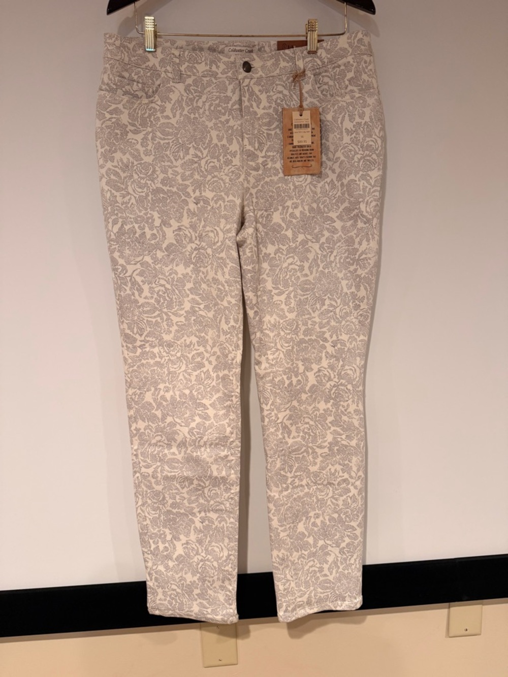 Coldwater Creek Cream and Taupe Floral Print Jeans